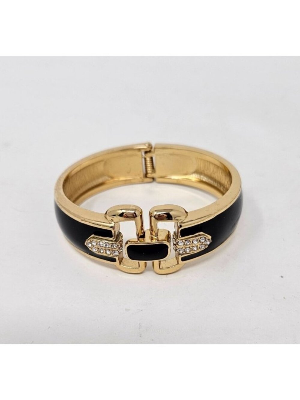 Stella Dot Gold Tone Black Enamel Crystal Duchess Hinge Bangle Bracelet